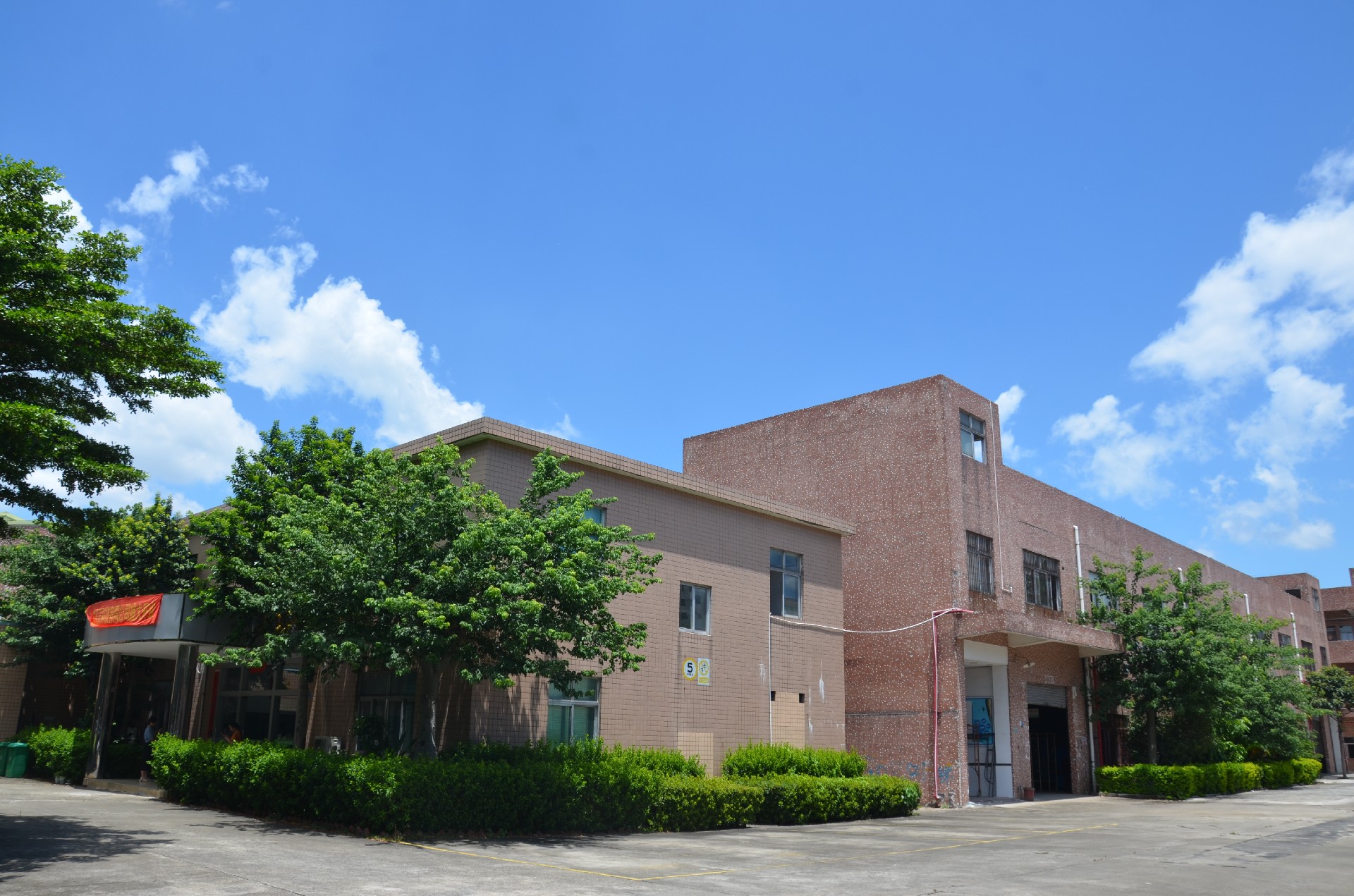 1694506566150579.jpg 781ff4e98ebcfe3976bebec9ef84a47.jpg