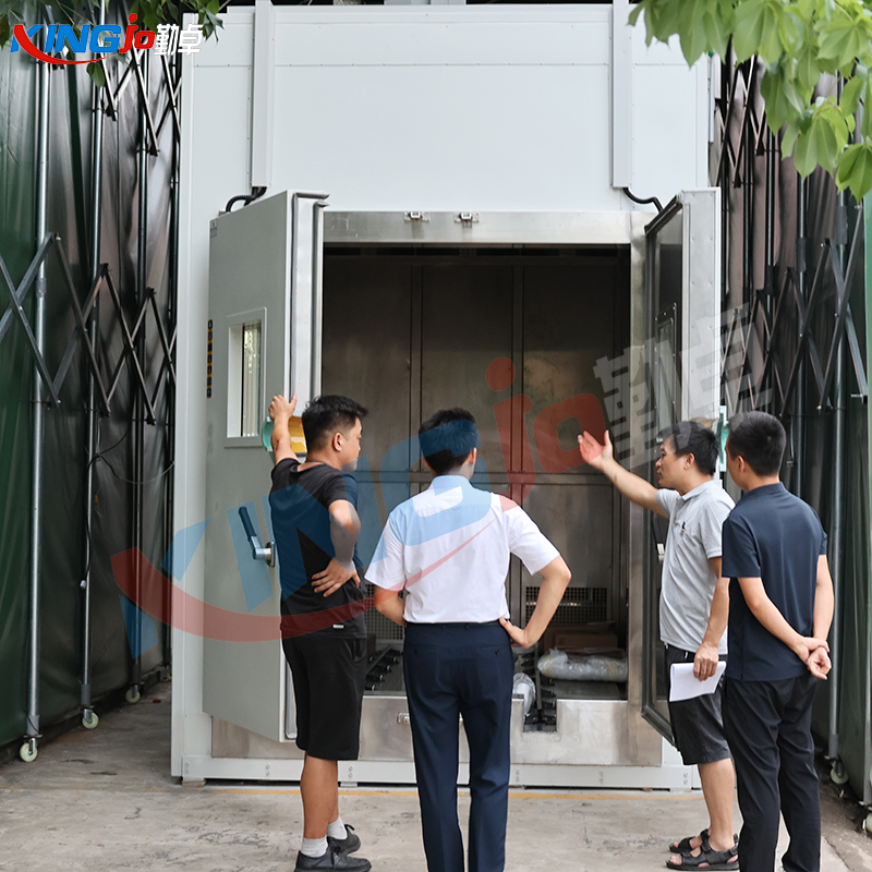 步入式環(huán)境箱在做高溫高濕測試中要注意哪些細節(jié)